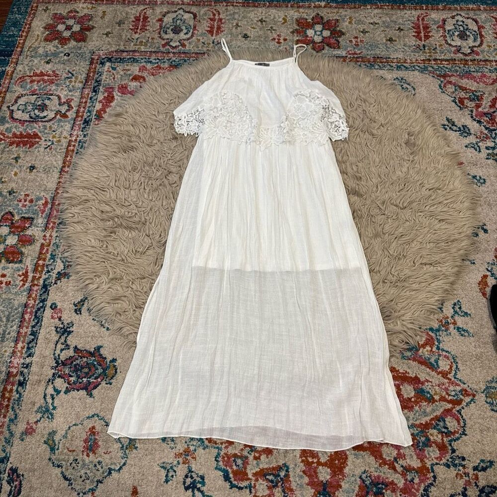 J Gee white dress size large